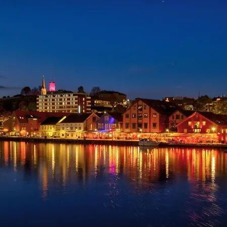 Unik Oase In Center Tønsberg